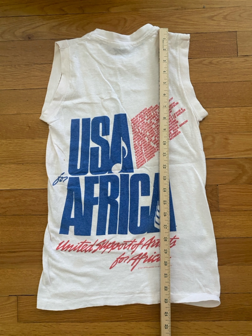 VINTAGE 🇺🇸 RARE WE ARE THE WORLD MUSCLE TEE SIZE SMALL make offers please read